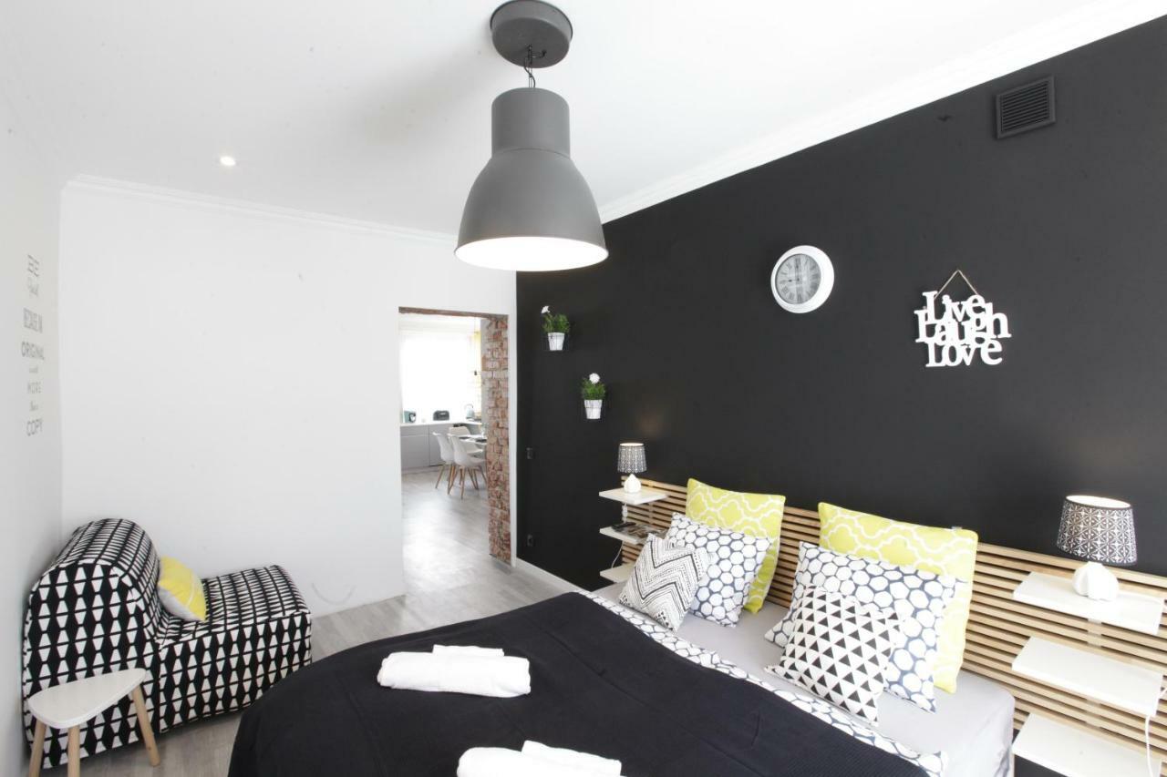 Apartamenty Sienkiewicza - Bezplatny Parking, Centrum, Park, Fv Кельце Экстерьер фото